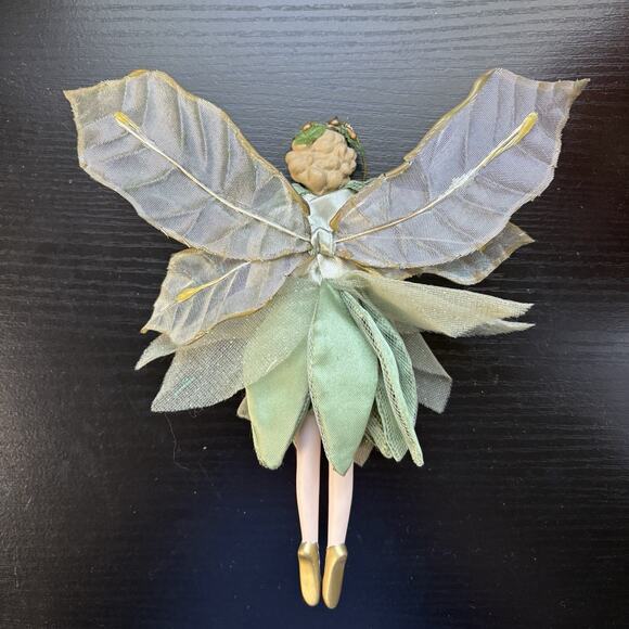 Avon Enchanted Fairy Ornament Caucasian Green Dress Petal Wings & Skirt 2000 Vtg - Picture 2 of 4